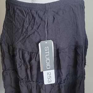 Studio 253 Chic Ruffled Black Women's Rayon Skirt